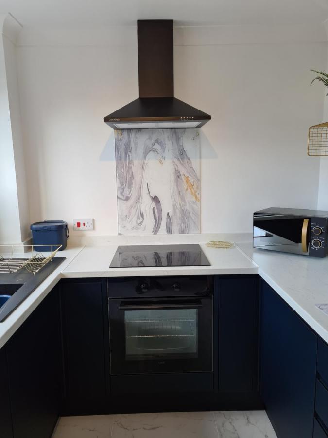 Stunning 2 Bed House Near Coastal Path/Lake/Beach ラネリー エクステリア 写真