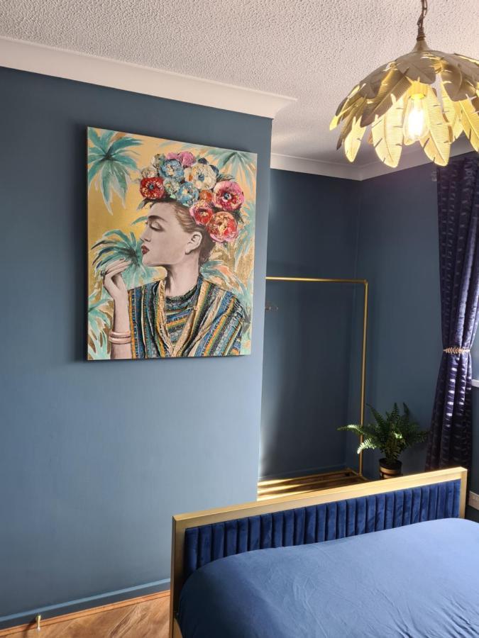Stunning 2 Bed House Near Coastal Path/Lake/Beach ラネリー エクステリア 写真
